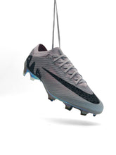 Load image into Gallery viewer, Nike Mercurial Vapor 15 Rising Gem
