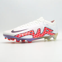 Load image into Gallery viewer, Nike Mercurial Vapor 15 Disruption Pack LE
