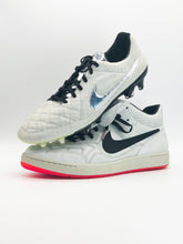 Load image into Gallery viewer, Nike Tiempo XX Special Edition Pearl Pack
