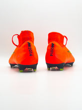 Load image into Gallery viewer, Nike Mercurial Superfly Nike ID Heritage Pack Used - 9.5/10
