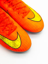 Load image into Gallery viewer, Nike Mercurial Superfly Nike ID Heritage Pack Used - 9.5/10
