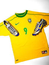 Load image into Gallery viewer, Nike R9 Brazil 1998 Jersey Re-Issue
