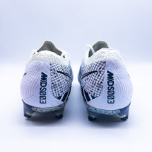 Load image into Gallery viewer, Mercurial Dream Speed Vapor XIII
