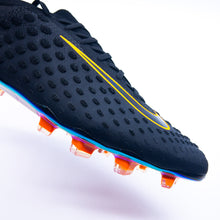 Load image into Gallery viewer, Hypervenom GT Ultra Limited Edition Orange
