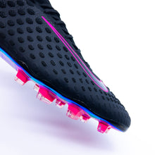 Load image into Gallery viewer, Nike Phantom Venom Ultra Limited Edition Pink SE
